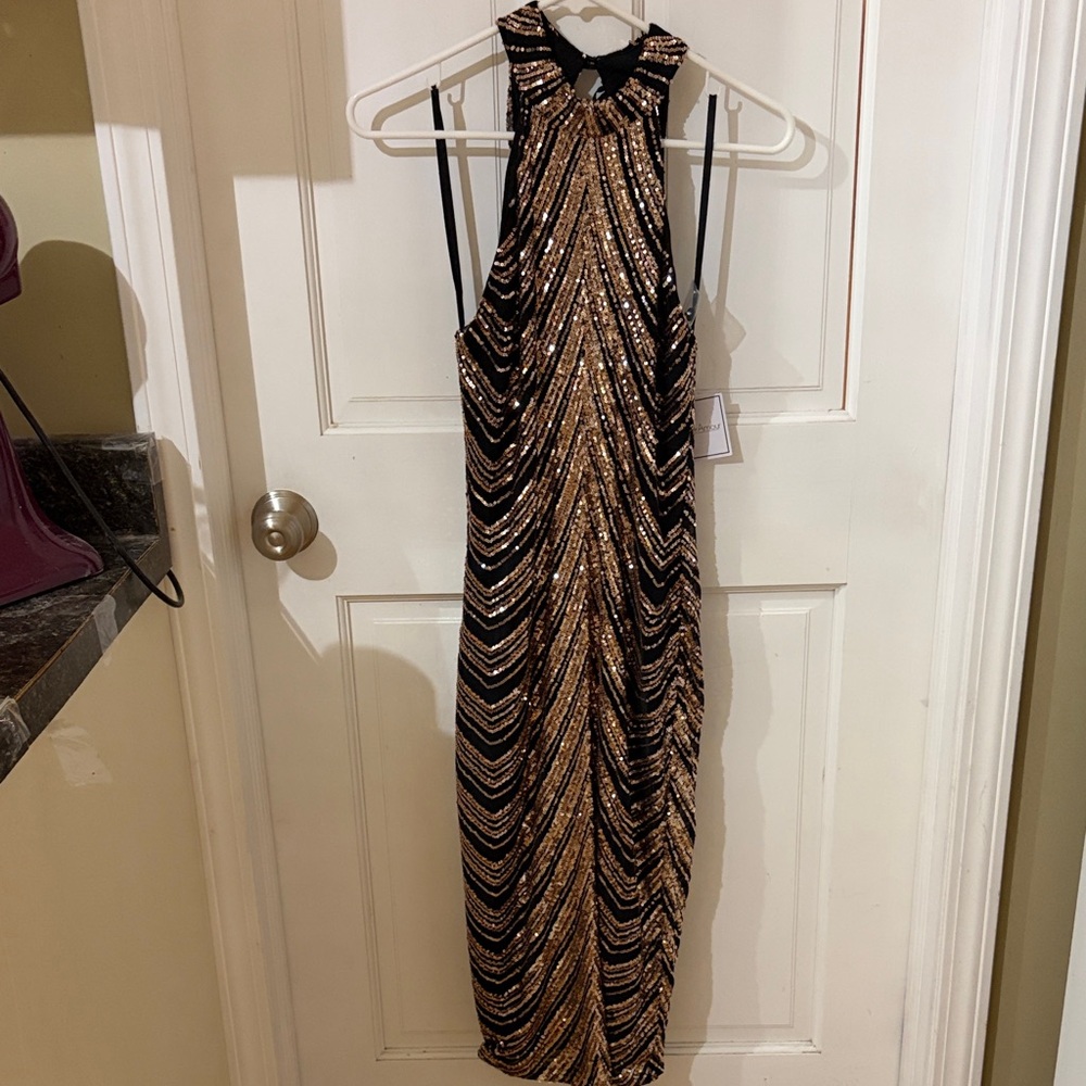Elegant Black and Gold Sequin Midi Dress